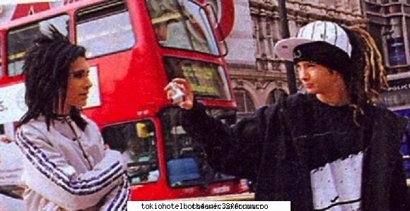 poze tomy comice &nbsp; bill: haima faci poza aia azi stau min astept tom mai stai secunde uite mai