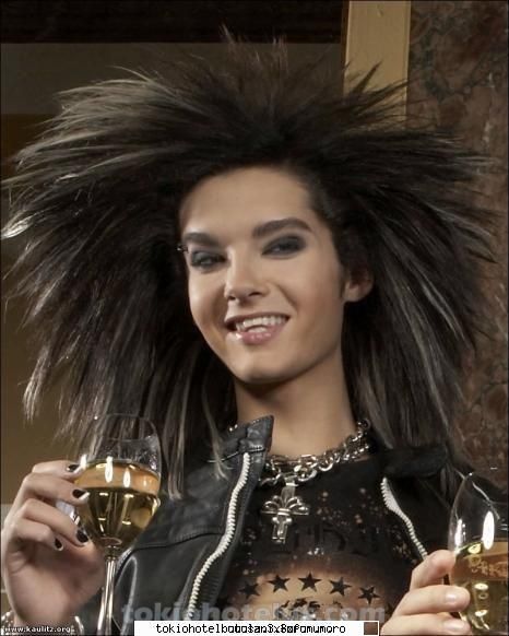 poze asta ideea &nbsp; hehe gal gal gal gal ....asa urmatoru gal gal da`te cade