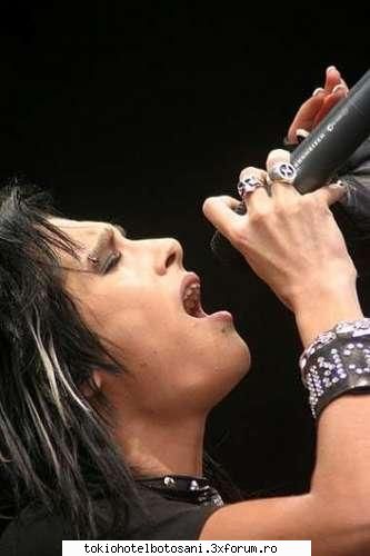 pozzze th(pe scena):x park bea microfon)) &nbsp; &nbsp; &nbsp; &nbsp;