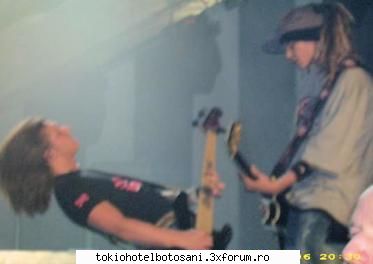 poze tom dute mai incolo c&nbsp; gand?