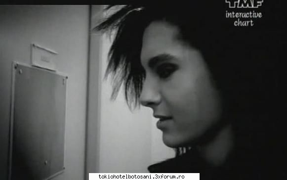 24 de secrete despre bill - si mie mi-e cam frica de paienjeni... si urasc - Bill Kaulitz(vocal)