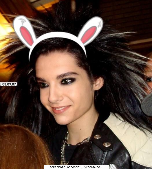 Are defecte? - crek.-....par cam mari adik....sunt...un pik...de - Bill Kaulitz(vocal)