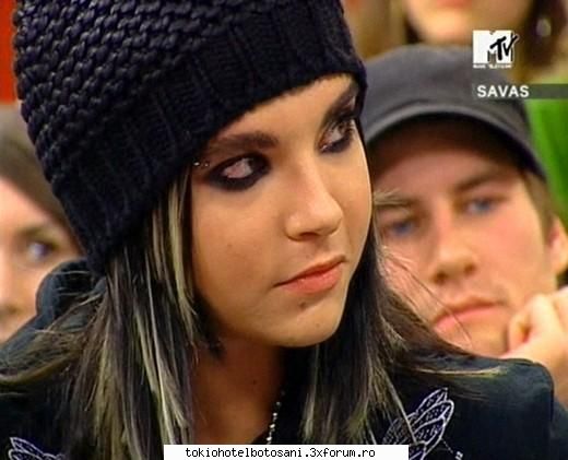 Bill are oreion??/ - Asa am auzit...si am si niste poze da cica daca - Bill Kaulitz(vocal)