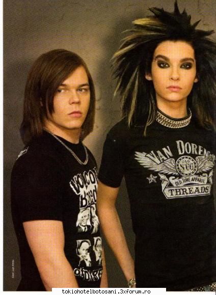 Bill cel sexy si HOT!!!!!!!!! - e suuuper hot gosh...ce n-as da sa-l am - Bill Kaulitz(vocal)