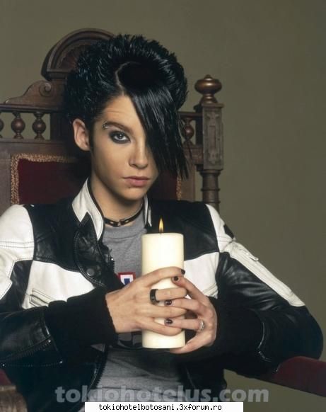 Bill gay???? - deci....lol asta e cea mai tampita stire! cum - Bill Kaulitz(vocal)