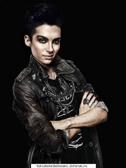 Bill in Saturn comercial - miha_tokio_hotel - Bill Kaulitz(vocal)