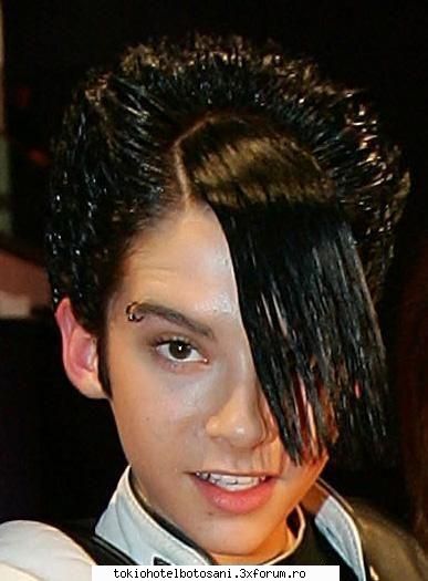 Bill nemachiat - pfu...yo kand l-am vaz prima oara m-am speriat! - Bill Kaulitz(vocal)