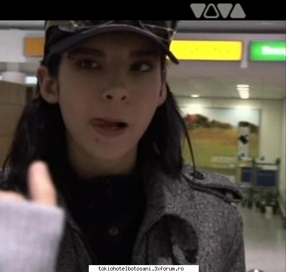 Bill nemachiat - hai k va pun si eu una - Bill Kaulitz(vocal)
