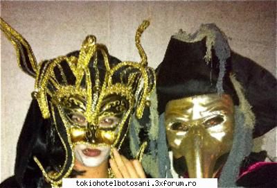 Bill si Tommy de Halloween - Nu stiu daca i-ati vazut pe micii nostrii - Bill Kaulitz(vocal)