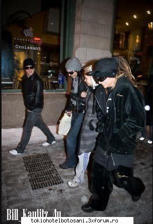 Ce fac baietii cand se relaxeaza???? - eu cand ma trezesc in primul rand ma duc sa ma - Tokio Hotel