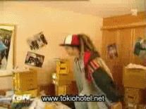 Ce mai ascunde Tom? - =)))))))))))))0 - Tom Kaulitz(chitara)