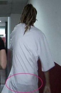 Ce mai ascunde Tom? - ascunde fundul:)))) - Tom Kaulitz(chitara)