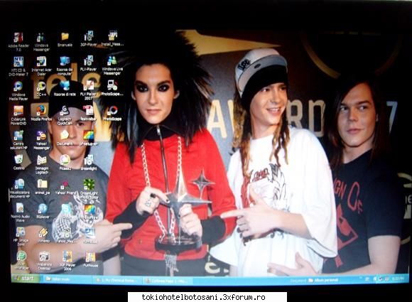 Desktop`urile voastre - al meu e asha,dar shi eu il schimb des - Mess, Hi5, Forum, etc.