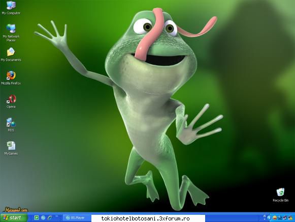 Desktop`urile voastre - ASta e de cateva saptamani:"> pe laptop e mai - Mess, Hi5, Forum, etc.