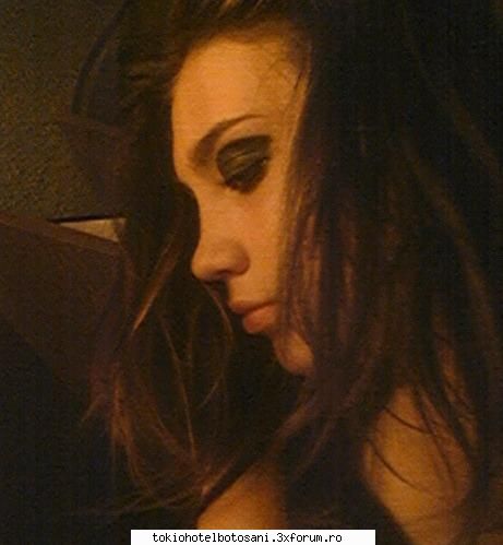 EYE-LINER LIKE BILL! - )) doamne incepe sa imi placa - Bill Kaulitz(vocal)