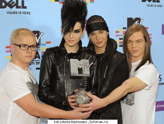 Ema 2010! - Best World Stage Performance!!!!! Am stat cu - Tokio Hotel
