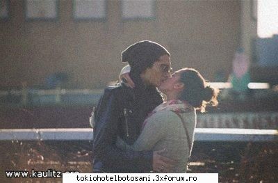 Girlfriend..?! O.o? - Tanananaaaaaaaa!!! - Bill Kaulitz(vocal)