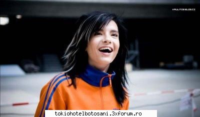 Joc de poze si cu poze - denisse - Jocuri
