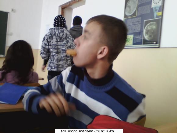 :rotfl:  :rotfl: joc de poze si cu poze