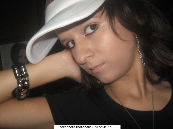 Laura^^ - lau_tokio_doll_95 - Haideti sa ne cunoastem!
