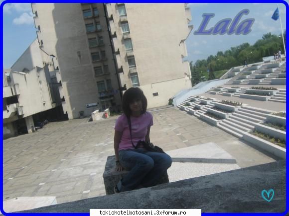 Laura^^ - pe casa de cultura - Haideti sa ne cunoastem!