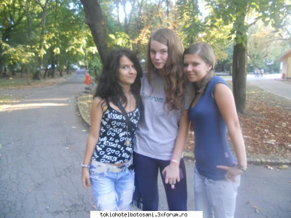 Laura^^ - mersi madu =))ceva poze noi tin sa prezicez,de - Haideti sa ne cunoastem!