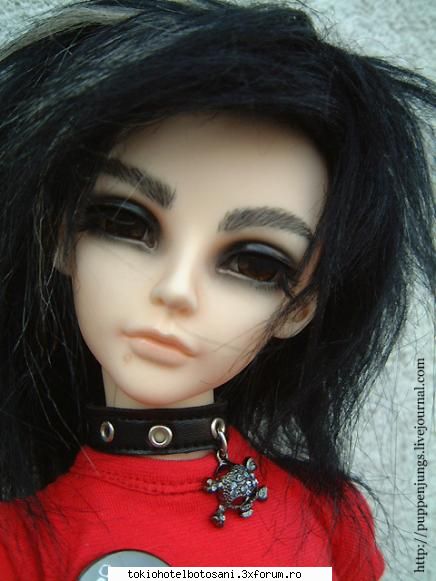 Papusa Bill - e super haioasa imi place - Bill Kaulitz(vocal)