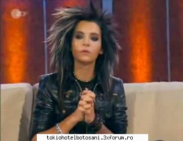 Poze cu Bill+comenatrii - bill doamne sa renunte tom sa mai umble dupa fete - Poze