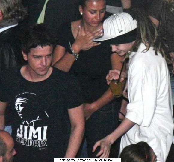 Poze cu tomy comice - Tom: uhuuu PARTY!! Nathalie tom k ai ceva pe - Poze