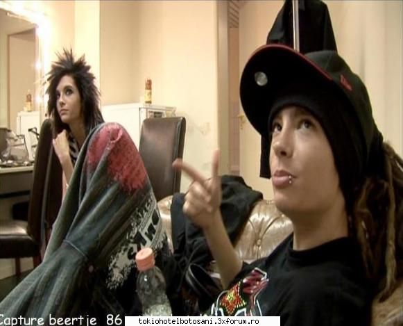 Poze cu tomy comice - tom mah bill acolo sus bill ?? tom colt...e un - Poze