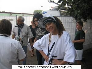 Poze cu tomy comice - asa e Foaie verde maghiran maii m`a facut - Poze