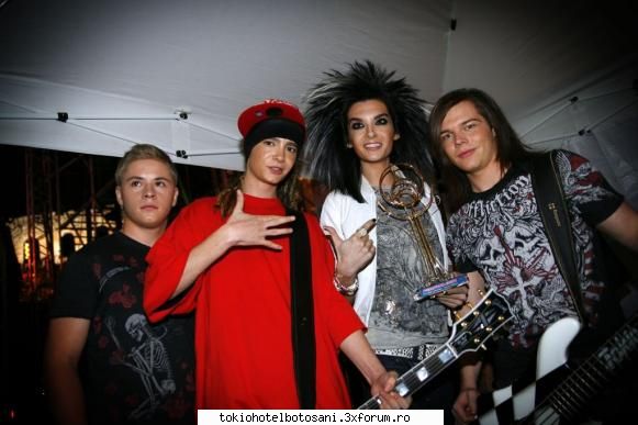 Th in Romania la primavara? - CE?????????????????????????????????????????????? - Tokio Hotel