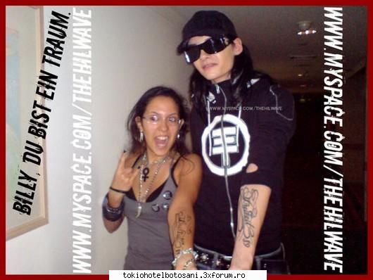 Tipa il copiaza pe Bill - am gasit niste poze cu o fata care are tatuaj fix - Bill Kaulitz(vocal)
