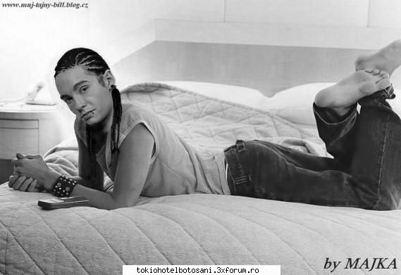 ToMItZa sA mAtUrIzAt~~~~@!!!!! - in sfarsit dragul nostru tom duapa astatea - Tom Kaulitz(chitara)