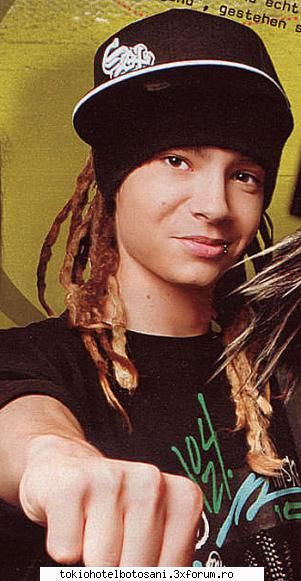 Video "An diener Seite" - ce dulcic era cu caciula aia pe cap.. cand facea - Tokio Hotel