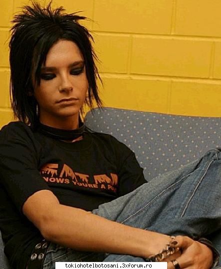 biografie - la capitolul inaltime stiam de 1,83 nu de 1,77 - Bill Kaulitz(vocal)