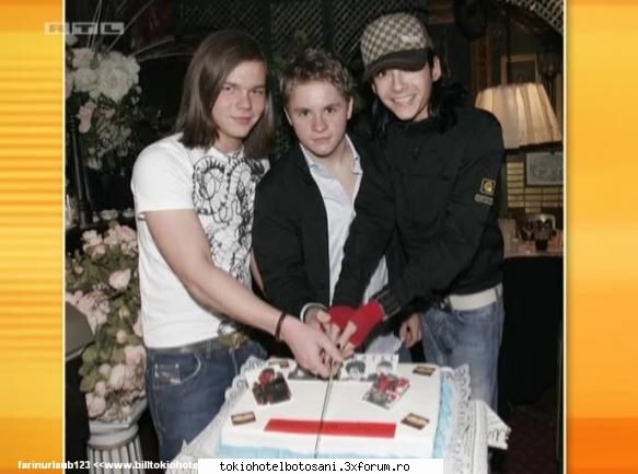 galery - yummi, vreau si eu tort - Bill Kaulitz(vocal)