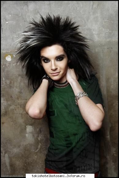 galery - ce scump i aici - Bill Kaulitz(vocal)