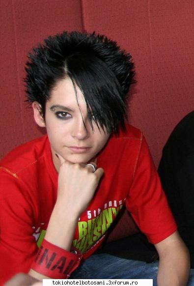 galery - hai ca pun si eu - Bill Kaulitz(vocal)