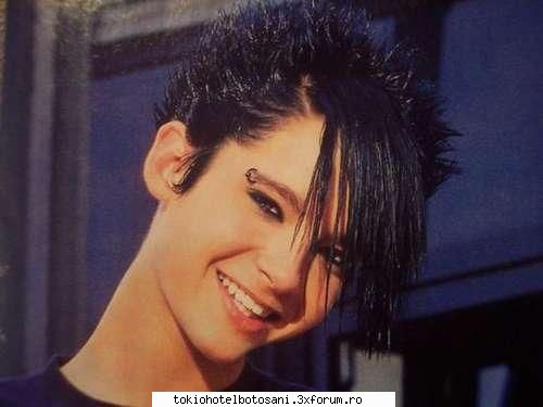 galery - poaza mea pref o am si pe ecranul de la tel...ma - Bill Kaulitz(vocal)