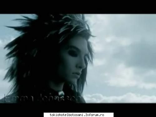 galery - frumuselul de el! :) - Bill Kaulitz(vocal)