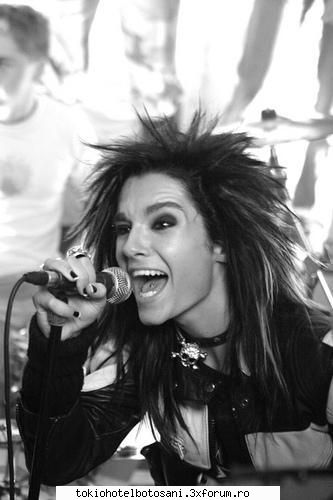 galery - ce ==mi place pozZza ata:X:X::X:X:X:X:X::X - Bill Kaulitz(vocal)