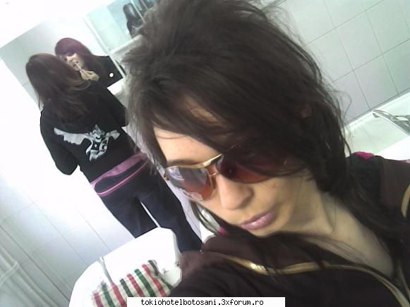 photos with us ;) - o colega in spatele meu se lucea:)) - Haideti sa ne cunoastem!