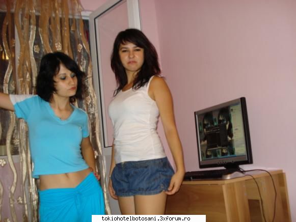 photos with us ;) - ce fel ma uit aici dar cat am putut rade in seara - Haideti sa ne cunoastem!