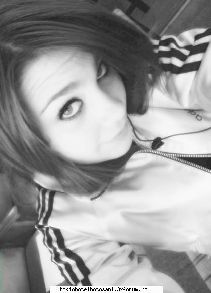 photos with us ;) - un copchil nebun :X - Haideti sa ne cunoastem!