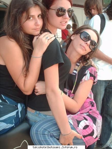 photos with us ;) - cu fetele in gara Mangalia,..plecam acasa:(( - Haideti sa ne cunoastem!