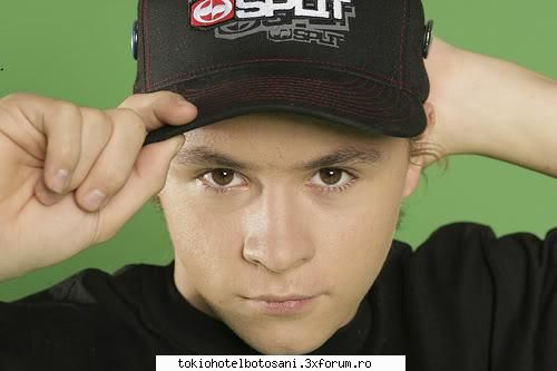 poze gusty - Este chiar dragutz - Gustav Schafer(tobe)