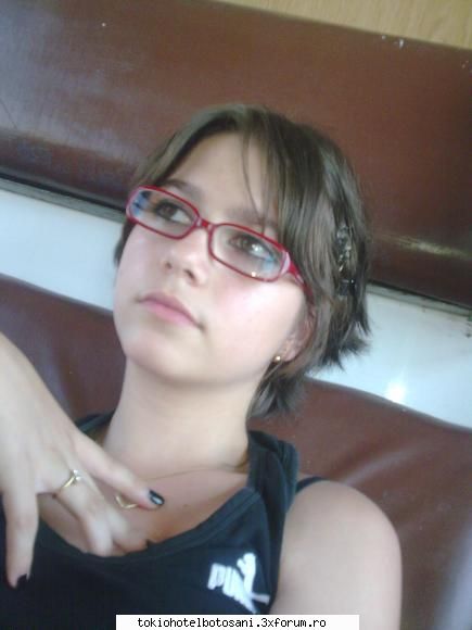 this is me(andreea adina) - ok pun acum poze - Haideti sa ne cunoastem!